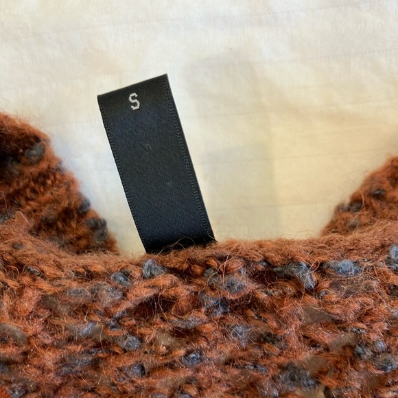 Small Women’s Soya concepts Cozy mohair / wool blend Brown Knit Sweater. - Picture 3 of 16
